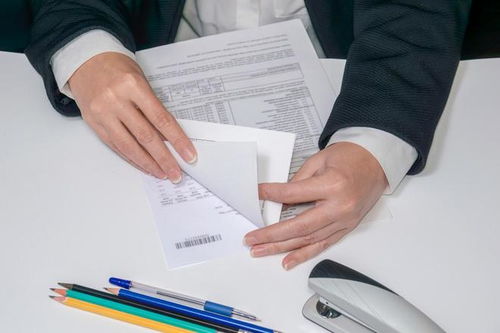 境外間諜利用信息咨詢服務(wù)滲透研究生，大量敏感信息遭竊取